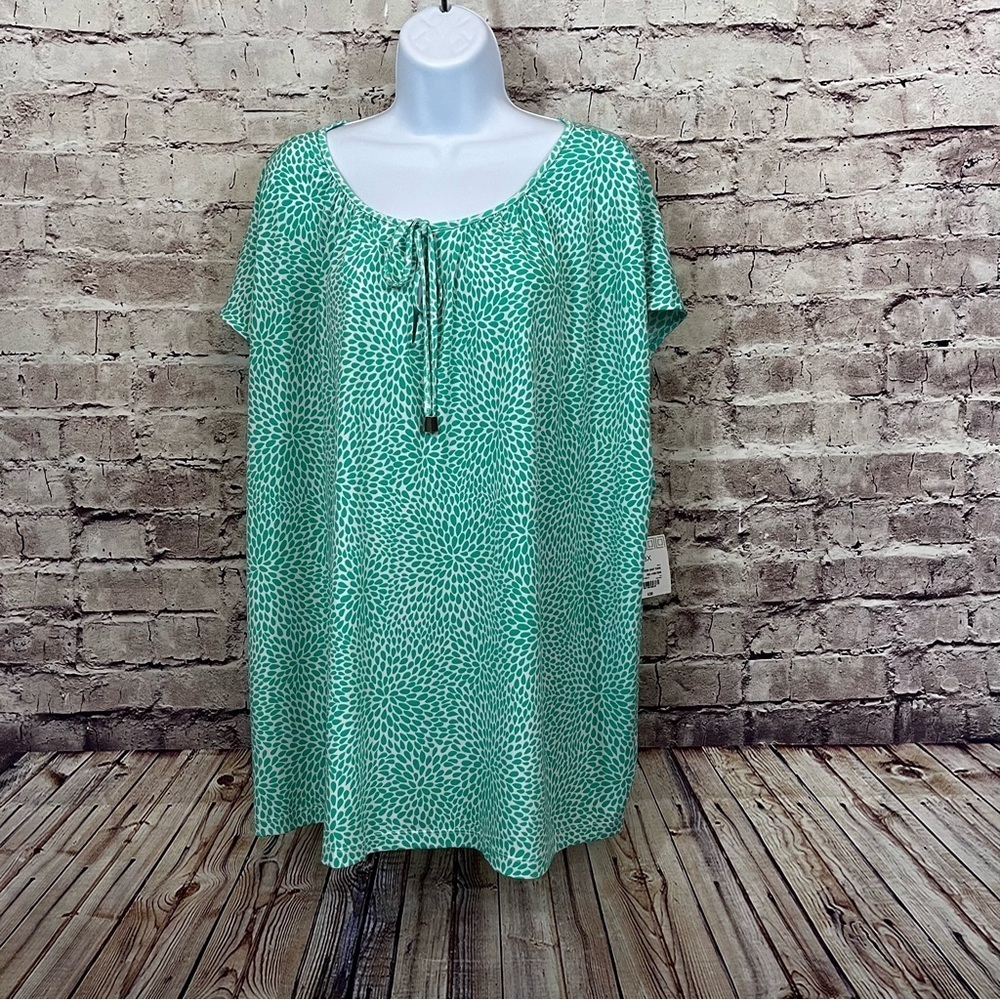 Liz Clairborne Green Leaf Print Short Sleeve Blouse